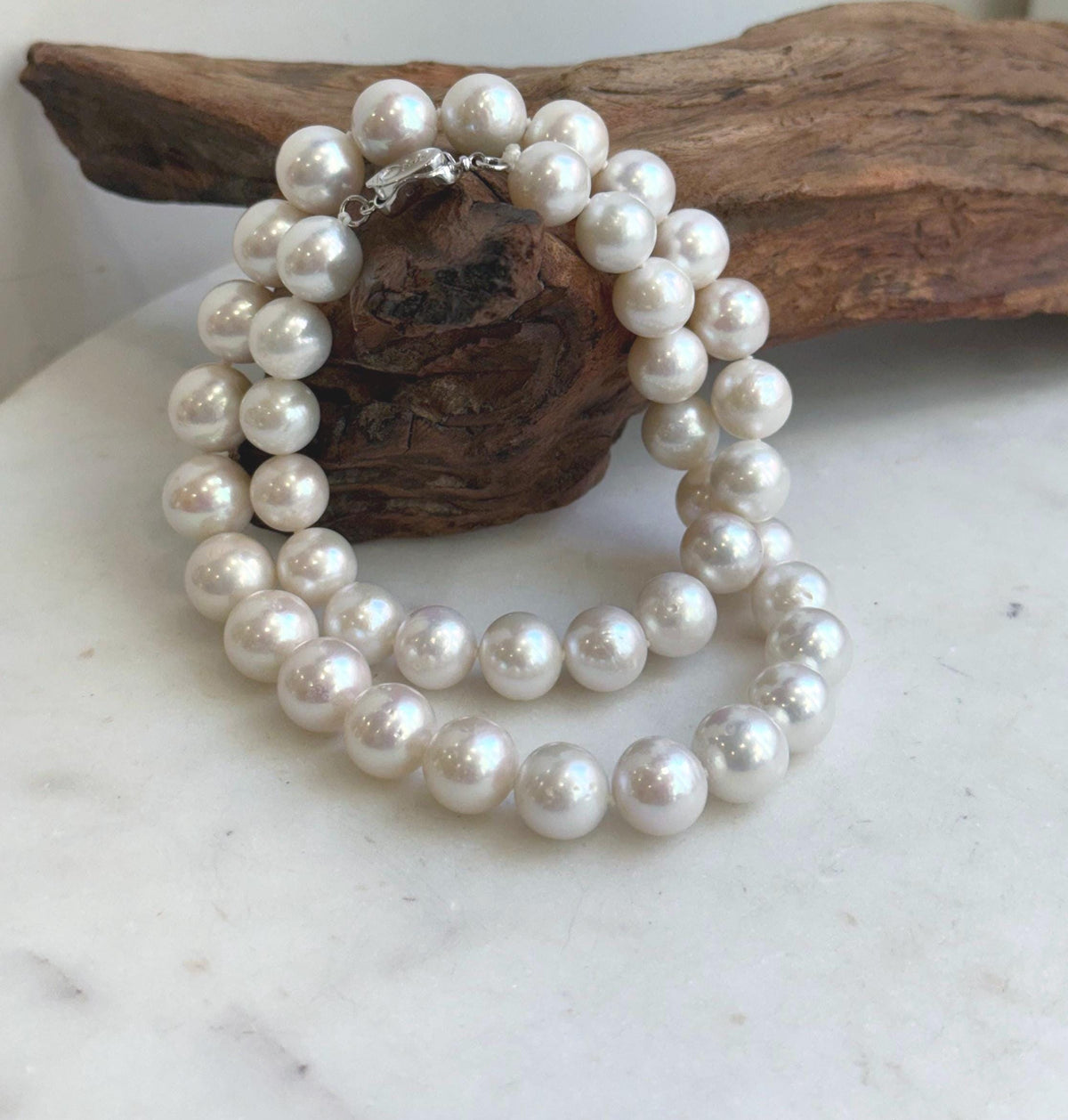 White Edison pearl necklace with 42 round pearls, extreme mirror luster, and S925 sterling silver.