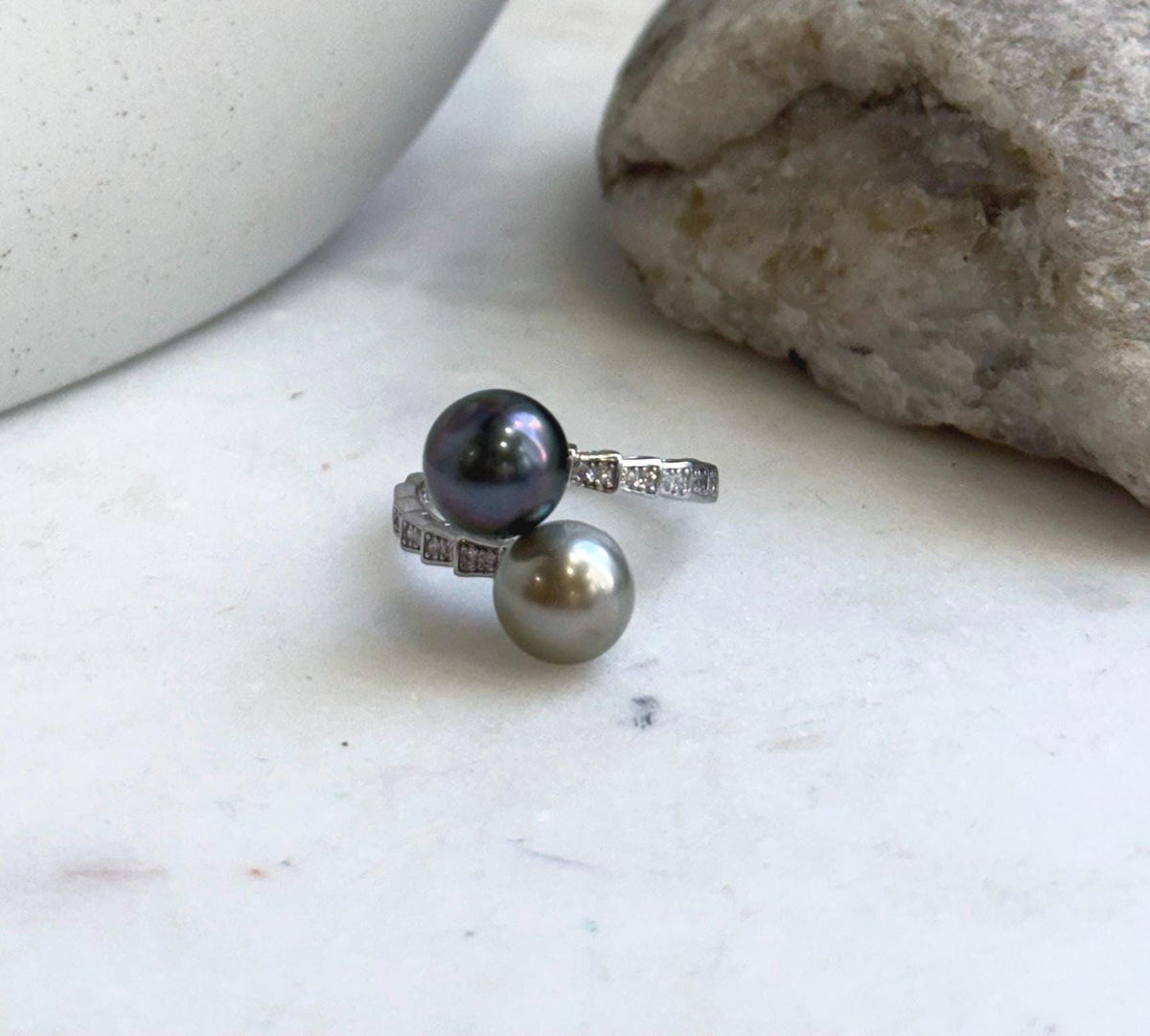 Mirror-luster Tahitian pearls paired with an adjustable S925 sterling silver band.