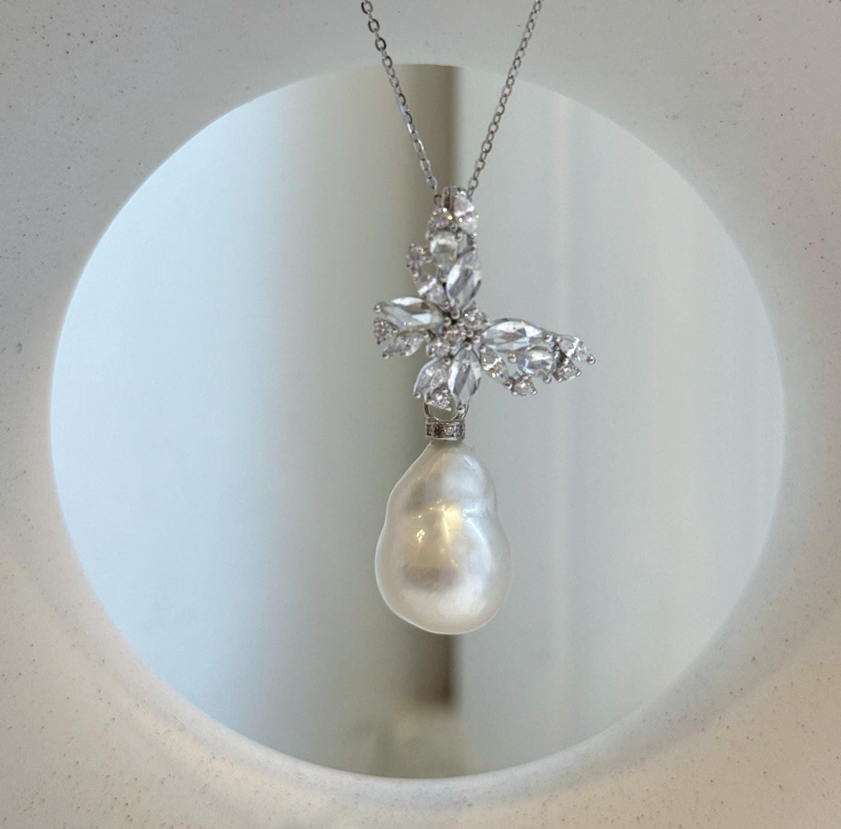 White ocean baroque pearl butterfly pendant necklace in S925 sterling silver.