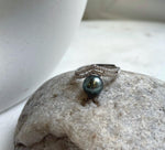 Elly’s 8.7mm Peacock Green Tahitian Ocean Pearl Ring | Genuine Saltwater Pearl | Mirror Luster | S925 Sterling Silver