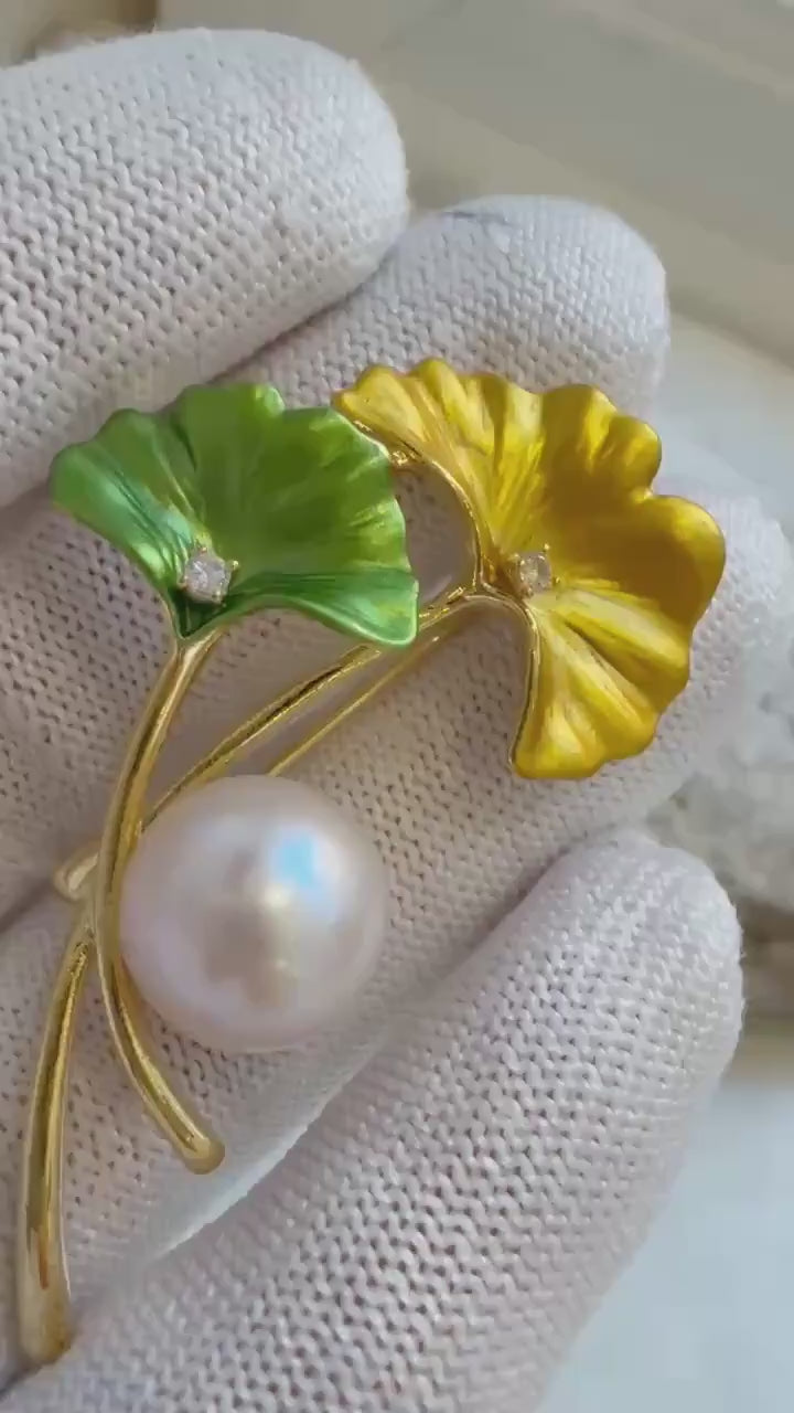 Elly’s 12.3mm Edison Light Rose pearl Lotus leaf brooch: Extreme luster mirrored, 3.3x5.2cm, pearl jewelry.