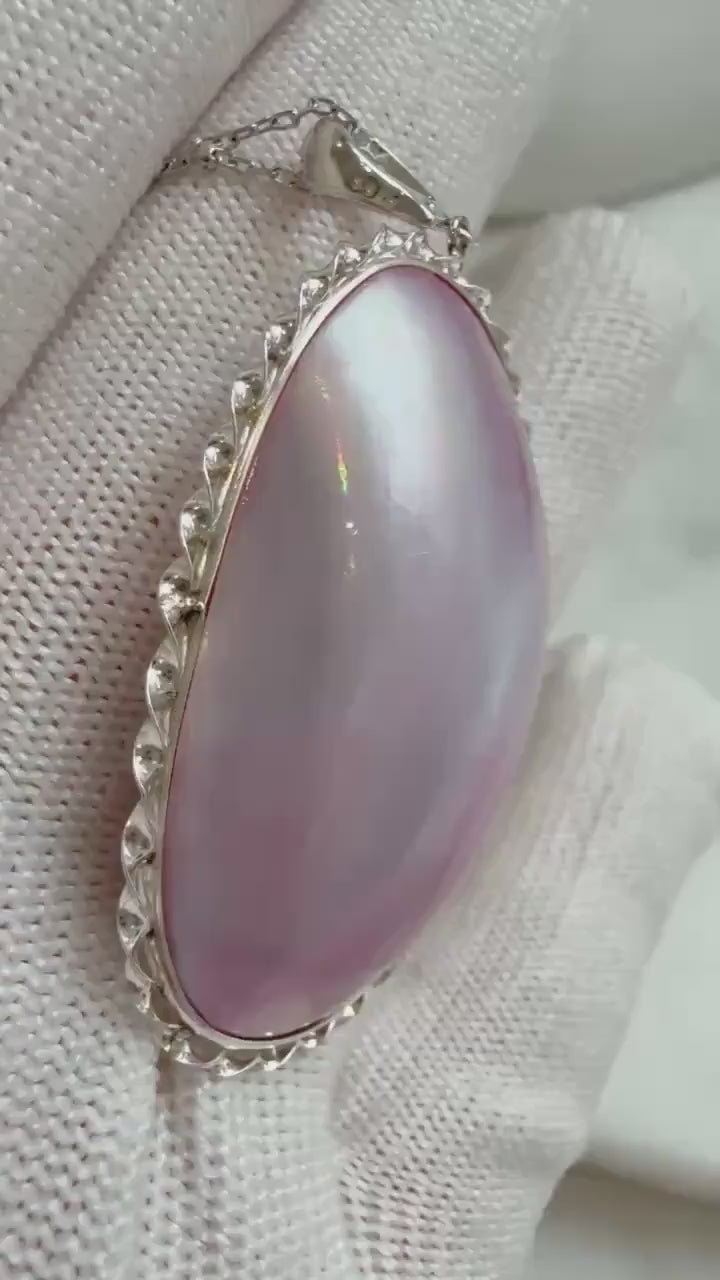 Elly’s To 38mm Pink iridescent Ocean Mabe Huge Pendant: Extreme luster, 24.8x38mm, S925 silver pendant.