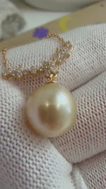 Elly’s 11.5mm South Sea Golden ocean pearl cool Pendant Necklace Set: Extreme luster mirrored, light Gold. To 18.3“