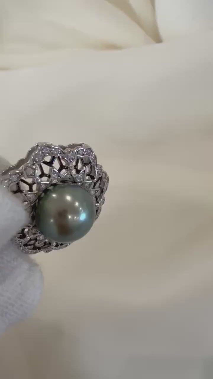 Elly’s 10.9mm Tahitian Exceptional Elegant Peacock Green Pearl Ocean Pearl pendant adjustable chain Necklace unique gift for her.