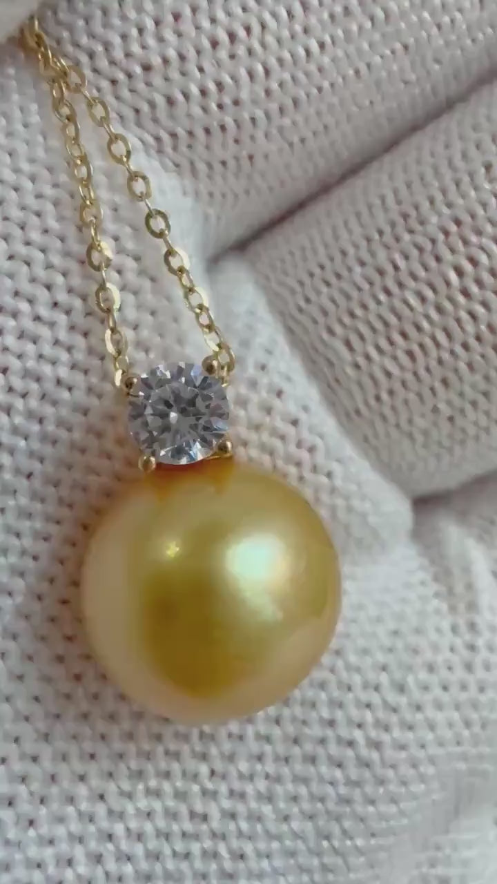 Elly’s 11mm South sea deep gold Pearl pendant: Extreme luster mirrored, 1.5cm high, S925 silver castle pendant chain set.