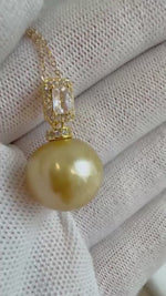15.1m Huge South Sea deep golden Ocean Pearl pendant: Extreme luster mirrored, deep gold pearl, 2.5cm high, S925 silver pendant chain set.