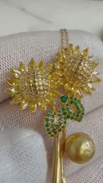 Elly’s 9.6mm South Sea deep Gold Pearl Sunflower Brooch Pendant 2in1: Extreme luster mirrored, 3.2x5cm, s925 silver chain not included.