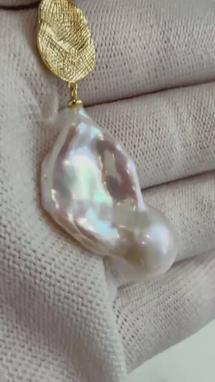 Elly’s 16.3x31mm InSale Extreme luster white iridescent smooth Baroque Pearl s925 silver vintage pendant silver chain Necklace gift for her.