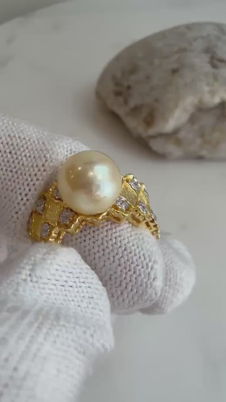 Akoya in Sale Elegent golden Ocean pearl s925 silver vintage adjustable size ring daily ring office ring. Gift for her 18th birthday.  8.5mm