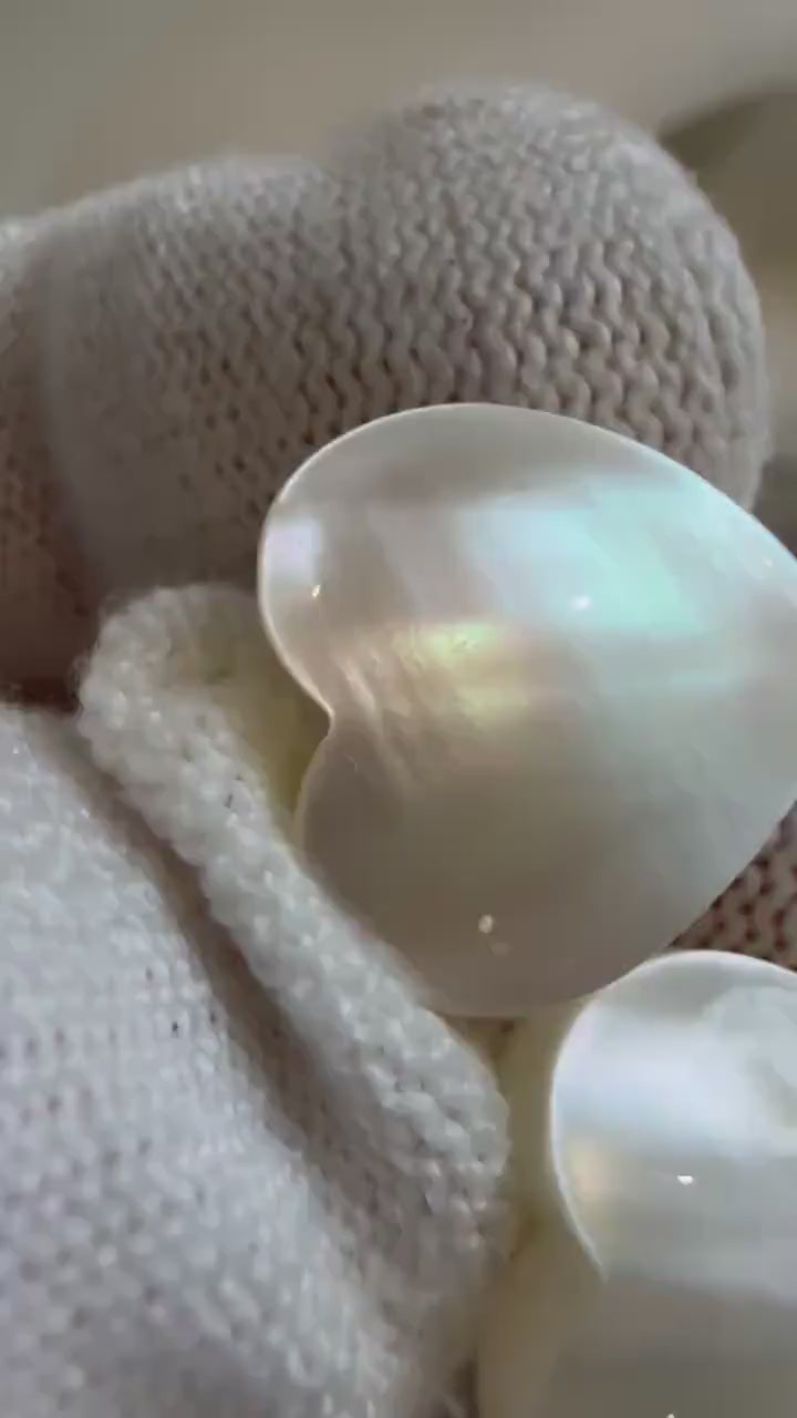 Elly’s 14.8x14.3mm White iridescent Heart Ocean Mabe Pearls Earrings Studs: Extreme luster Mirrored, S925 silver earrings studs.