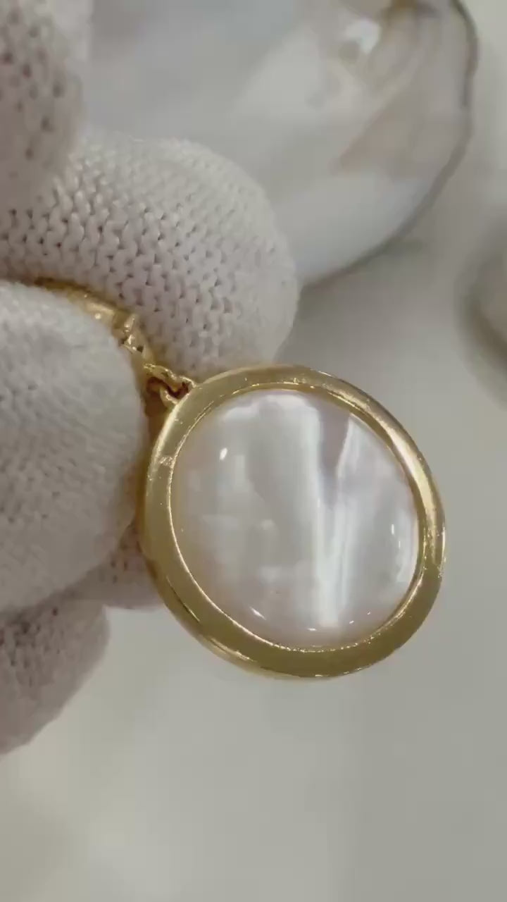 Elly’s 16.8mm Genius Ocean white iridescent Mabe Pearl silver pendant necklace set Gift for her Anniversary gift