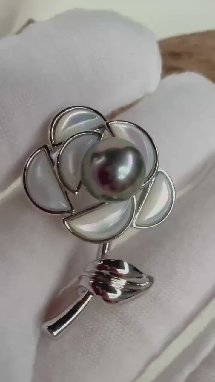 Tahitian Ocean Pearl Brooch Pendant 2in1: Extreme Luster mirrrored, 9.2mm, peacock green pearl, 2.5x3.8cm, S925 silver chain not included.