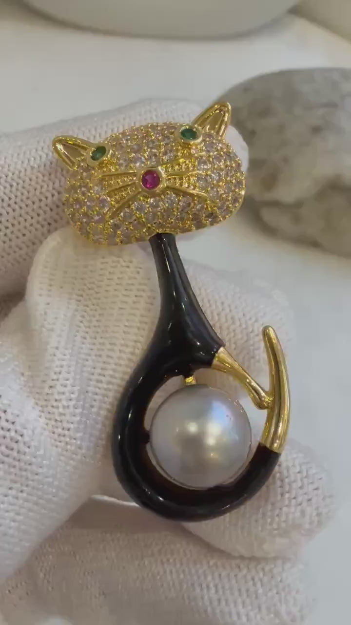 Elly’s Tahitian platinum ocean pearl Cat brooch pendant 2in1: strong luster, 10.3mm. s925 silver chain not included.