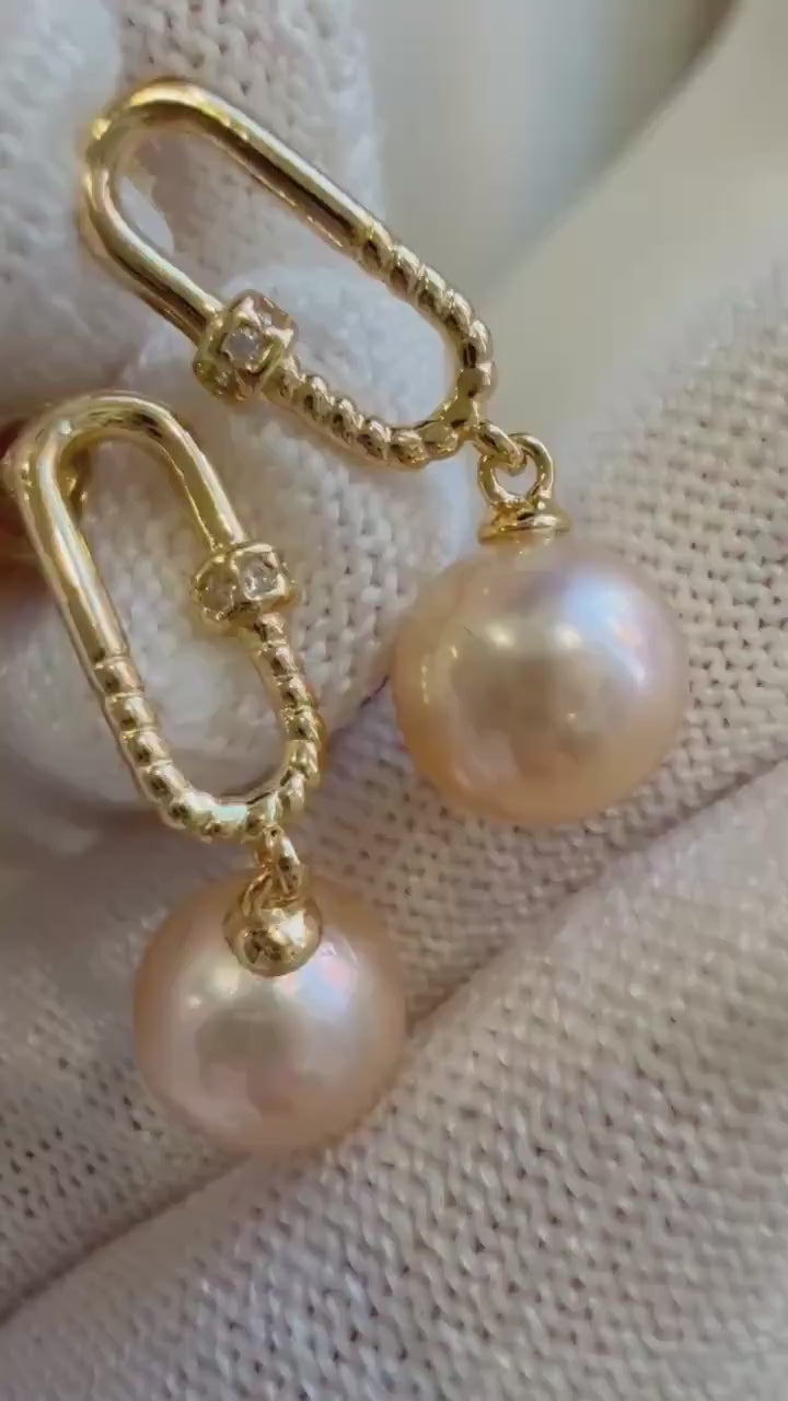 8.5mm Peach Gold Pearls Earrings Chandeliers: Extreme luster Mirrored, Metallic peach gold color, 2.5cm high, S925 silver cool earrings.