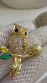 Elly’s South sea deep golden ocean pearl Owl brooch pendant 2in1: Extreme luster mirrored, 8.6mm, s925 silver chain not included.