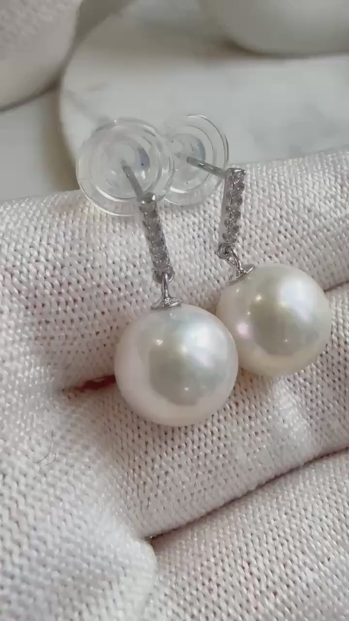 Elly’s 11.5mm White Edison Pearls Earrings: Extreme luster Mirrored, 2.1cm high, S925 silver cool earrings.Pearl Jewelry Idea